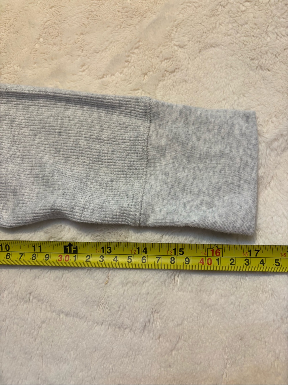 🇺🇸 GAP Thermal Top Lg Heather Light Gray Waffle Knit Long Sleeve Crewneck Cotton - Picture 12 of 12
